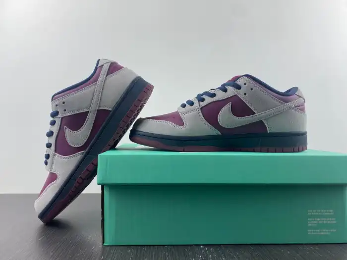 Cheap EP Nike SB Dunk Low Atmosphere Grey True Berry BQ6817-001 0125