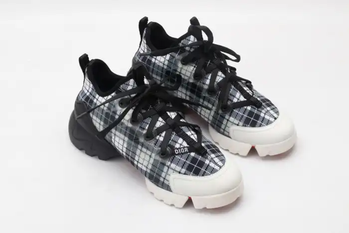 Rep EP DR-CONNECT BLACK PLAID 0129