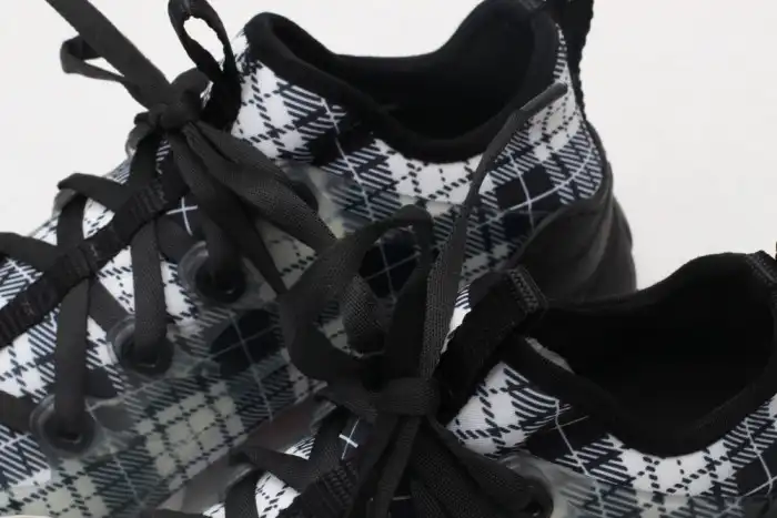 Rep EP DR-CONNECT BLACK PLAID 0129