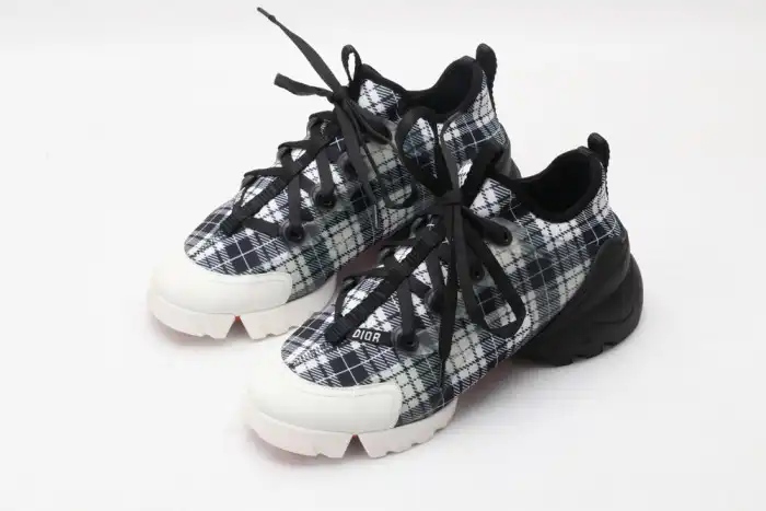 Rep EP DR-CONNECT BLACK PLAID 0129