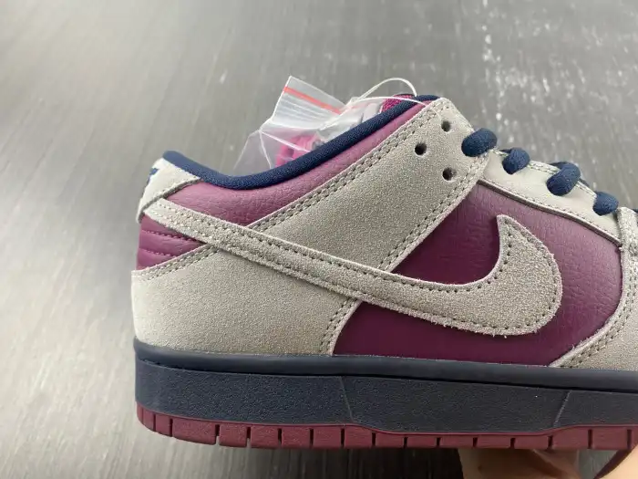 Cheap EP Nike SB Dunk Low Atmosphere Grey True Berry BQ6817-001 0125