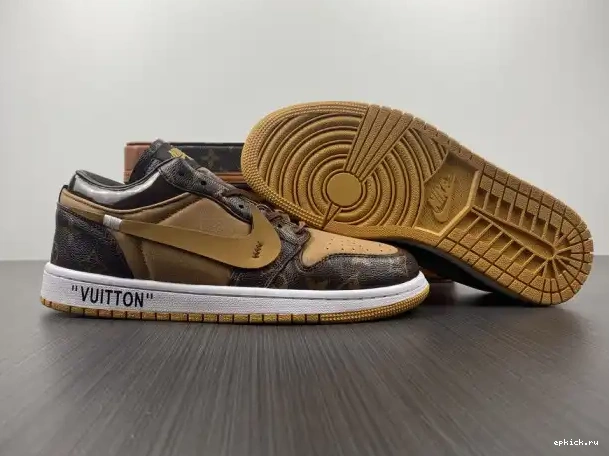 Rep EP AJ1 OW Off-Louis Jordan LOW x 1 Air 0210