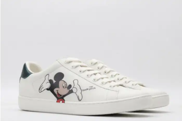 Rep EP DISNEY & GUCC 0202