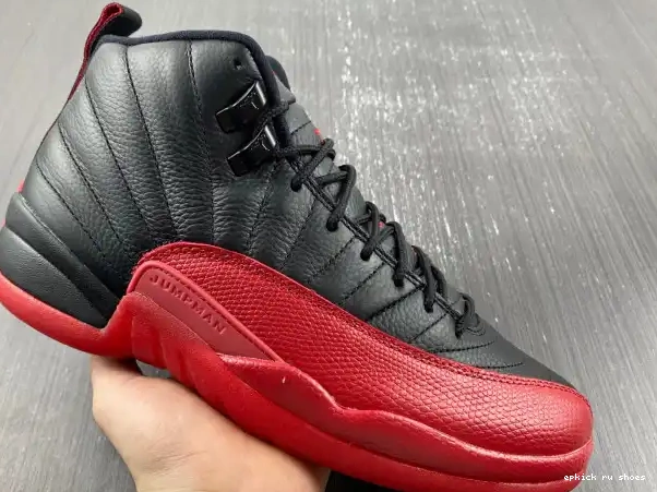 Rep EP Jordan 130690-002 (2016) Retro 12 Flu Game 0218