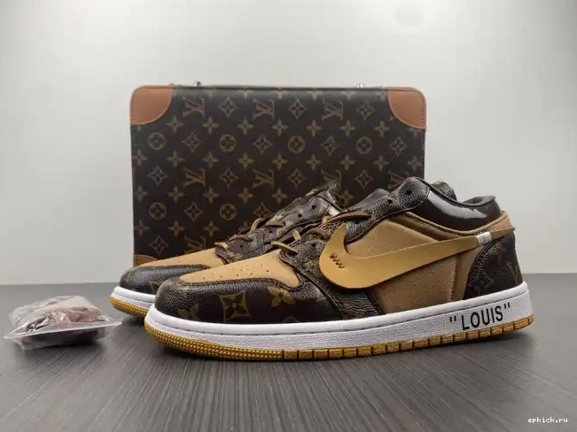 Rep EP AJ1 OW Off-Louis Jordan LOW x 1 Air 0210