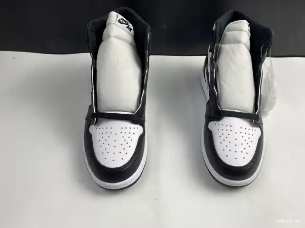 Rep EP Jordan (2014) Retro 1 White Air 555088-010 Black 0215