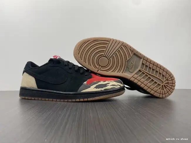 Rep EP DN3400-001 Carnivore x SoleFly Jordan 1 Low Air 0225