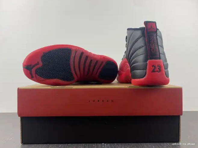 Rep EP Jordan 130690-002 (2016) Retro 12 Flu Game 0218