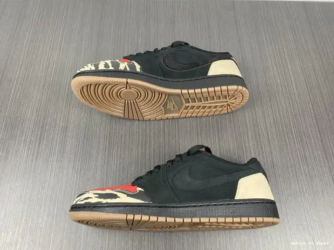 Rep EP DN3400-001 Carnivore x SoleFly Jordan 1 Low Air 0225