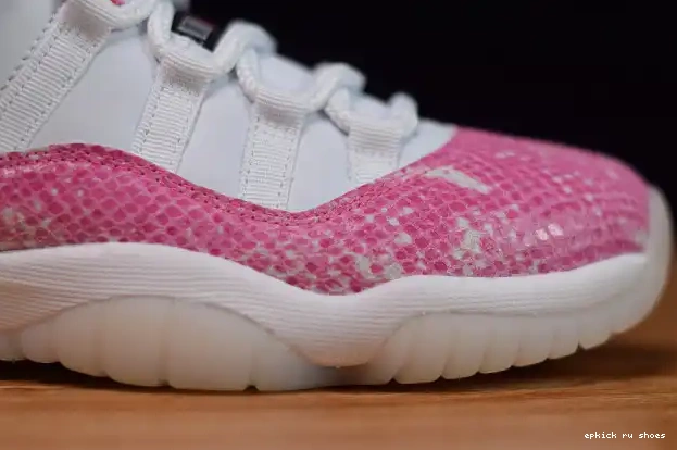 Cheap EP 11 Air Low Snakeskin Jordan Pink WMNS AH7860-106 0226