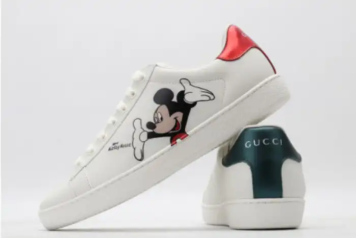 Rep EP DISNEY & GUCC 0202